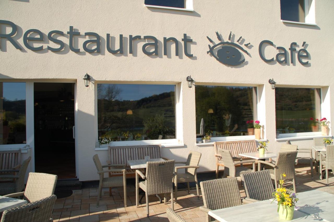 Hotel-Ferienwohnungen Cafe Maarblick Schalkenmehren Zewnętrze zdjęcie